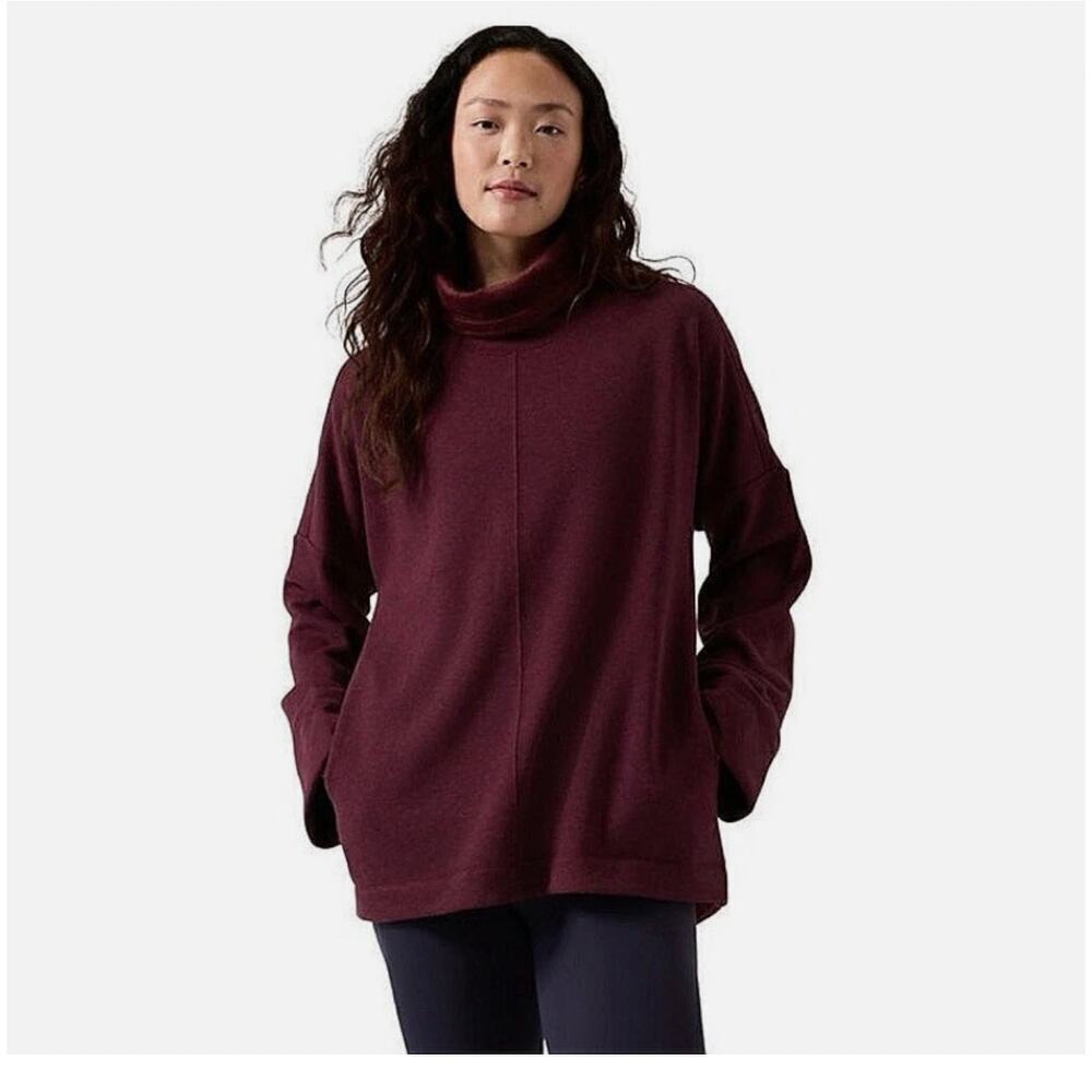Athleta Cozy Karma Funnel Neck Sweatshirt plum purple size M